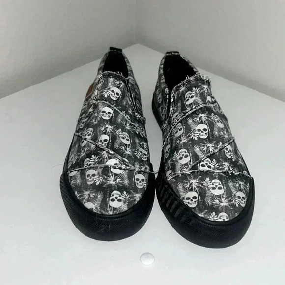 Blowfish Other - Blowfish skull island slip on